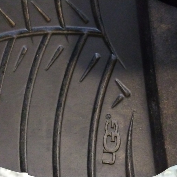 UGG mules - Picture 6 of 7